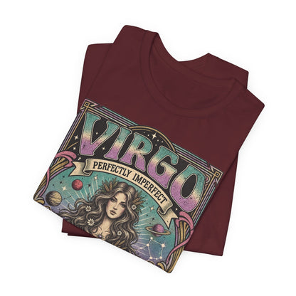 Gepersonaliseerd Virgo T-shirt met astrologisch vintage design, sterrenbeeld Maagd, naam en geboortejaar — uniek shirt voor Virgo’s en astrologieliefhebbers.