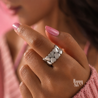 Love Struck Huggie Ring